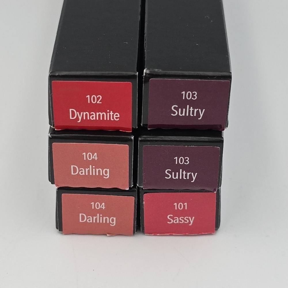 Color Street Lip Liner -Lot Of 6 New in box Darling,Sultry,Sassy,& Dynamite